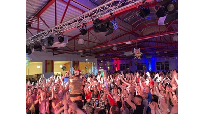 Volles Haus bei der letzten Malle-Party im Sägewerk. (Foto: privat)