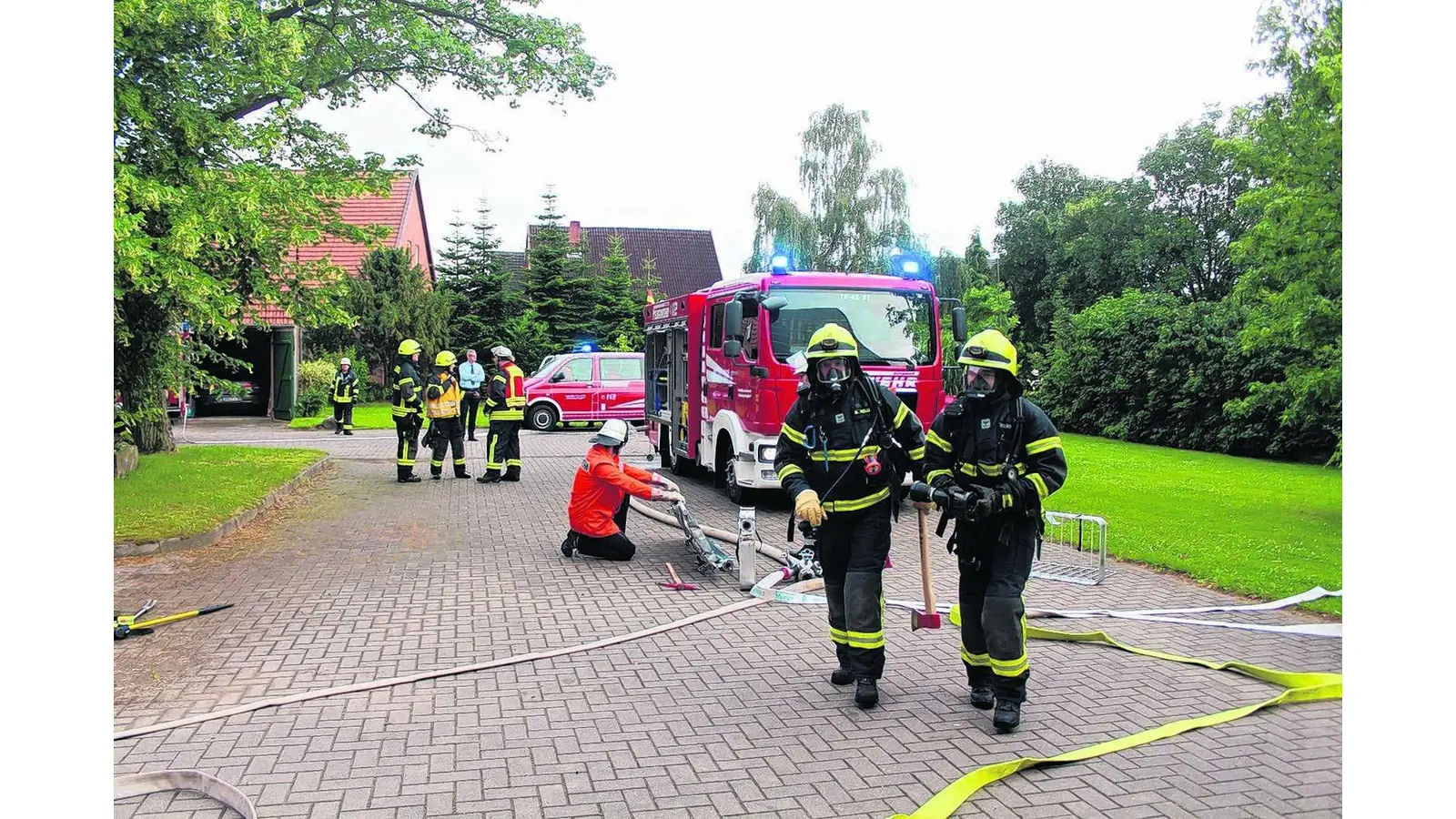 Menschenrettung nach Verpuffung geglückt (Foto: gr)