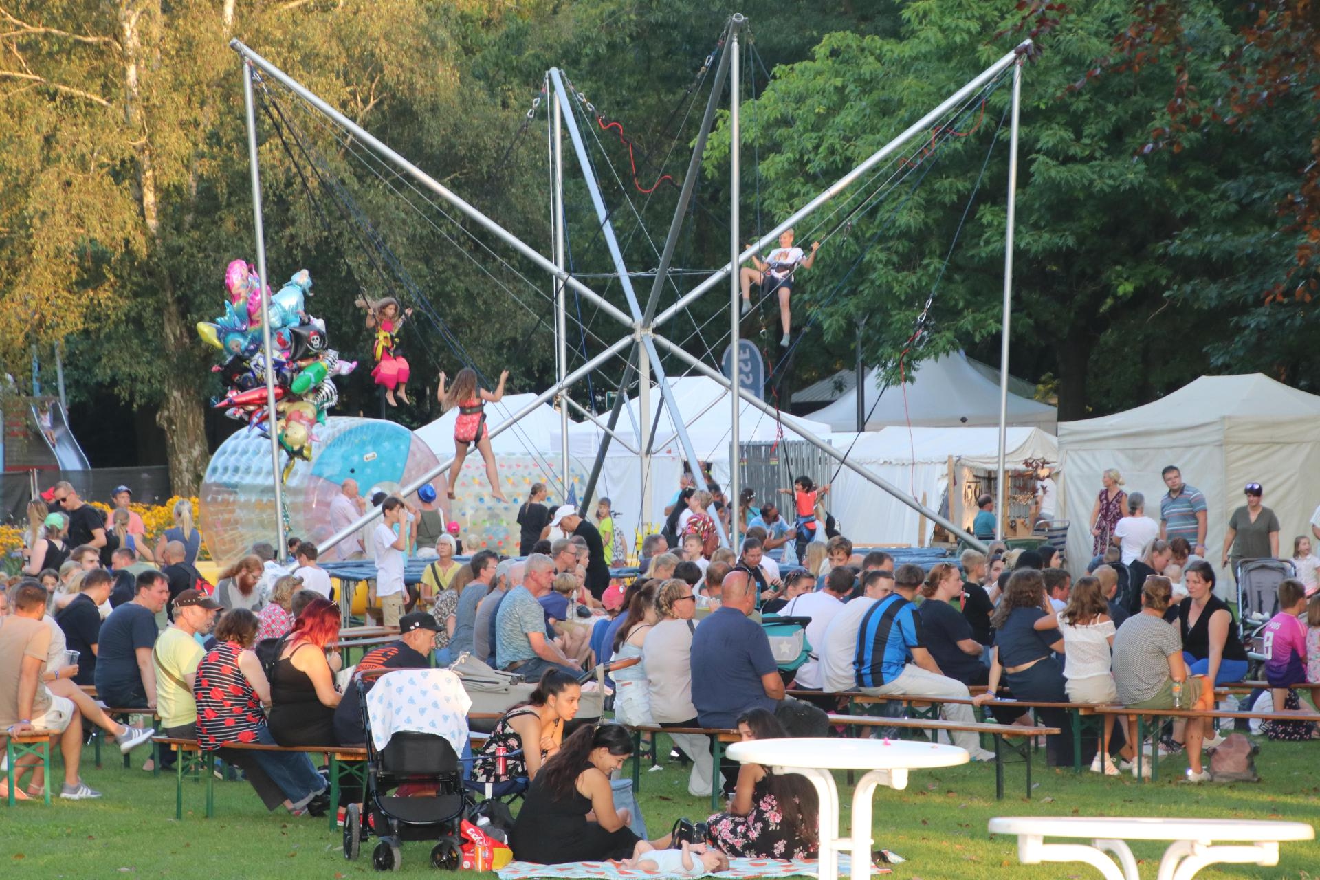 Festliches Wochenende in Steinhude. (Foto: gi)