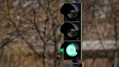 Neue temporäre Ampel an der B65 kommt - vielleicht auch für immer. (Foto: Symbolbild / pixabay)