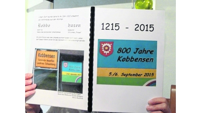 Kobbenser Chronik ist gedruckt (Foto: pp)