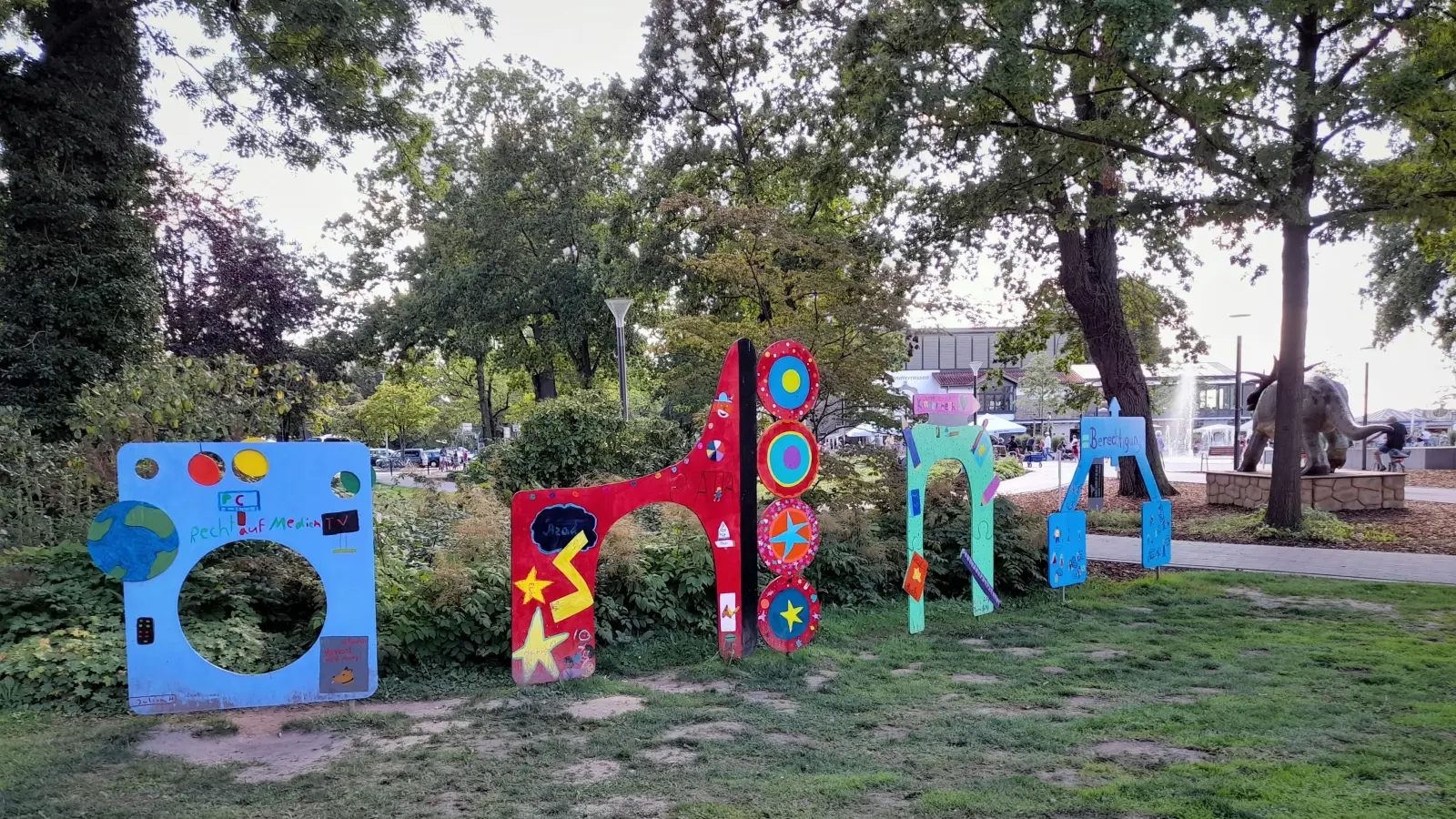 Mit EU-Mitteln gefördert: Straße der Kinderrechte (Station Steinhude). (Foto: wb)