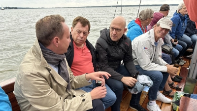 Im Gespräch (v.li.): Martin Pavel, Rolf-Axel Eberhardt und Jens Palandt.  (Foto: privat)