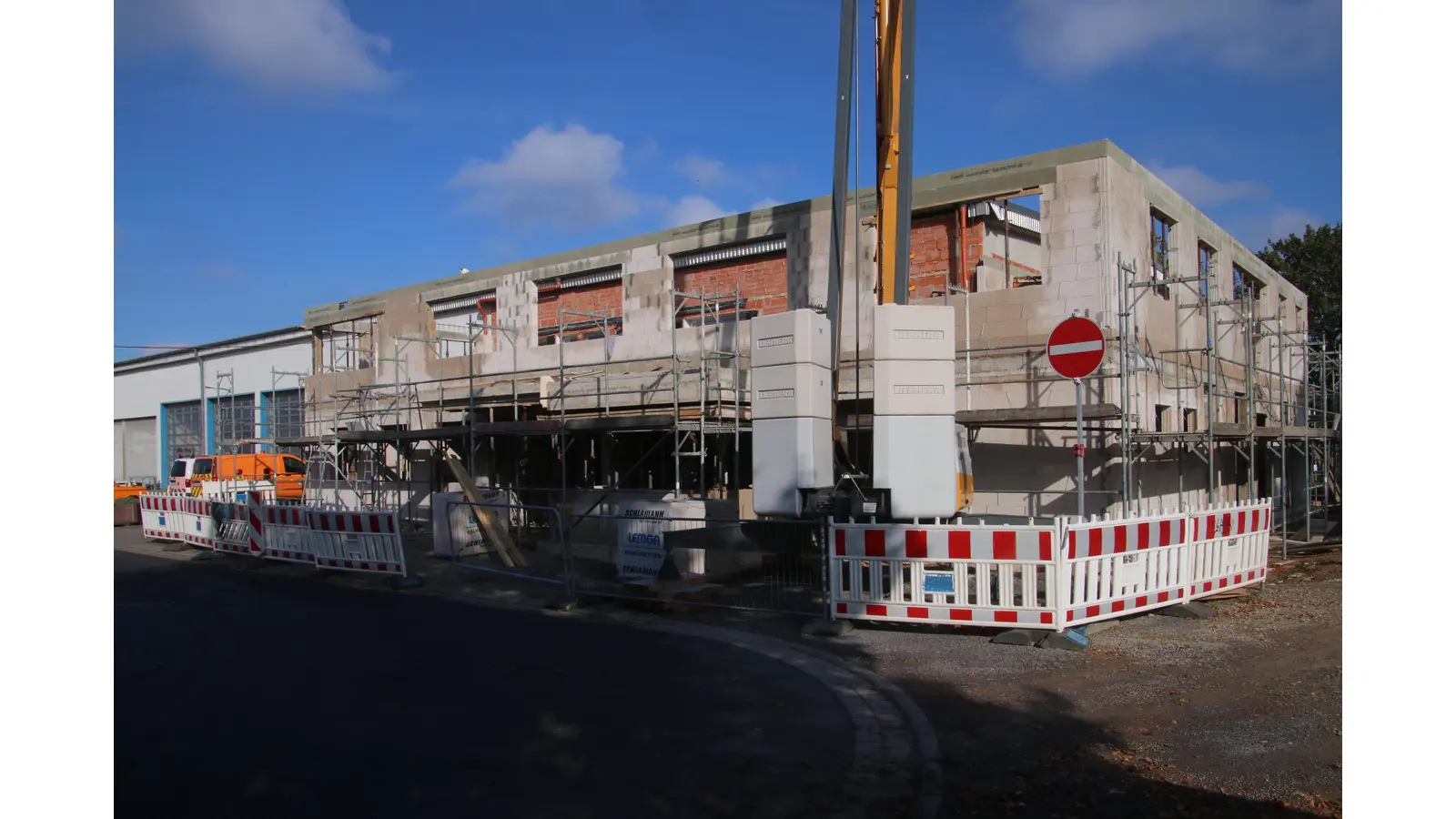 Im Plan liegen die Arbeiten des Hauptgebäudes Fachdienst Baubetriebshof im Sahlenkamp. 