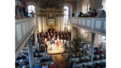 Shanty Chor Frische Brise bei einem Kirchenkonzert. (Foto: privat)