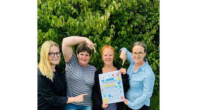 Sie laden zum Familienfest ein (v.l.n.r.): Luisa Pfingsten, Judith Hoffelner, Rebecca Draws, Aileen Borschke. (Foto: Privat)