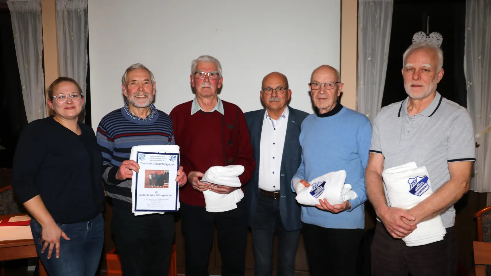 Ausgezeichnet (v.li.): Annika Reckling, Norbert Westerkamp, Norbert Dostal, Horst Häußler, Rüdiger Krimling und Germar Gessert. (Foto: gi)