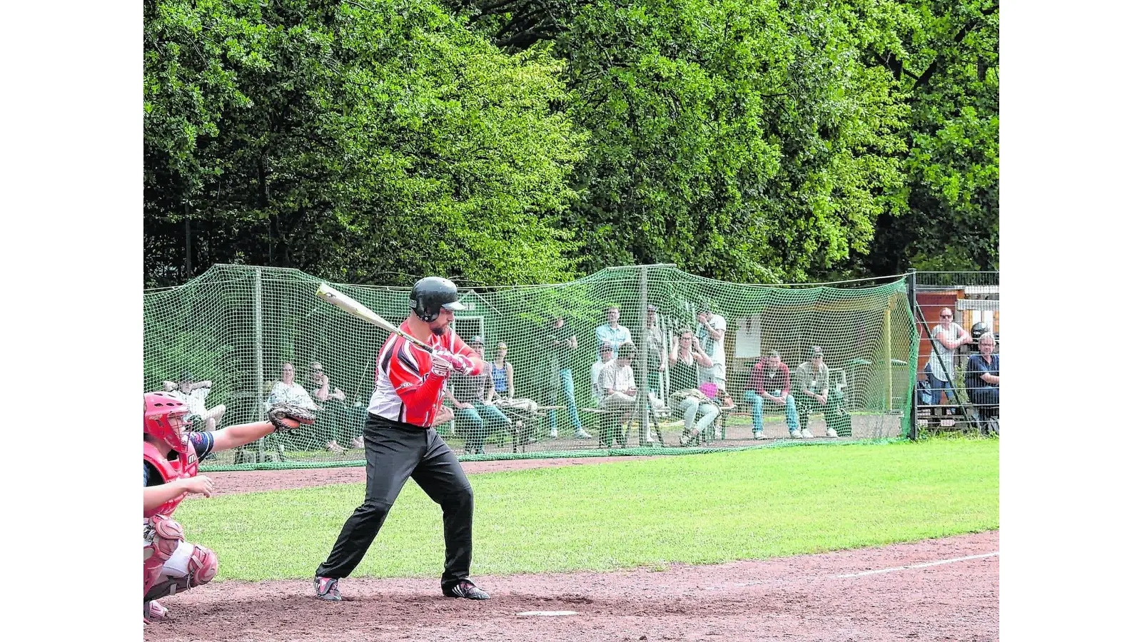 Baseball-Start mit noch angezogener Handbremse (Foto: nh)