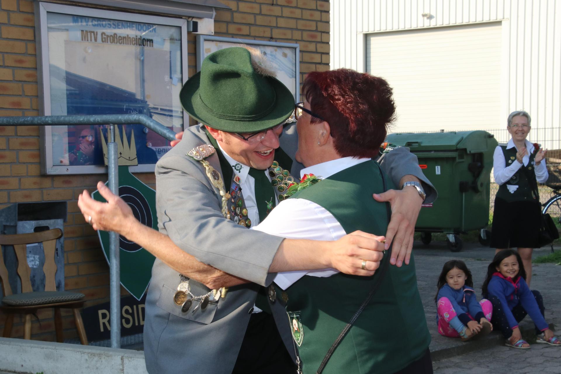 Impressionen vom Schützenfest Großenheidorn. (Foto: gi)