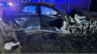 Der Audi wurde durch den Aufprall massiv beschädigt. (Foto: privat)