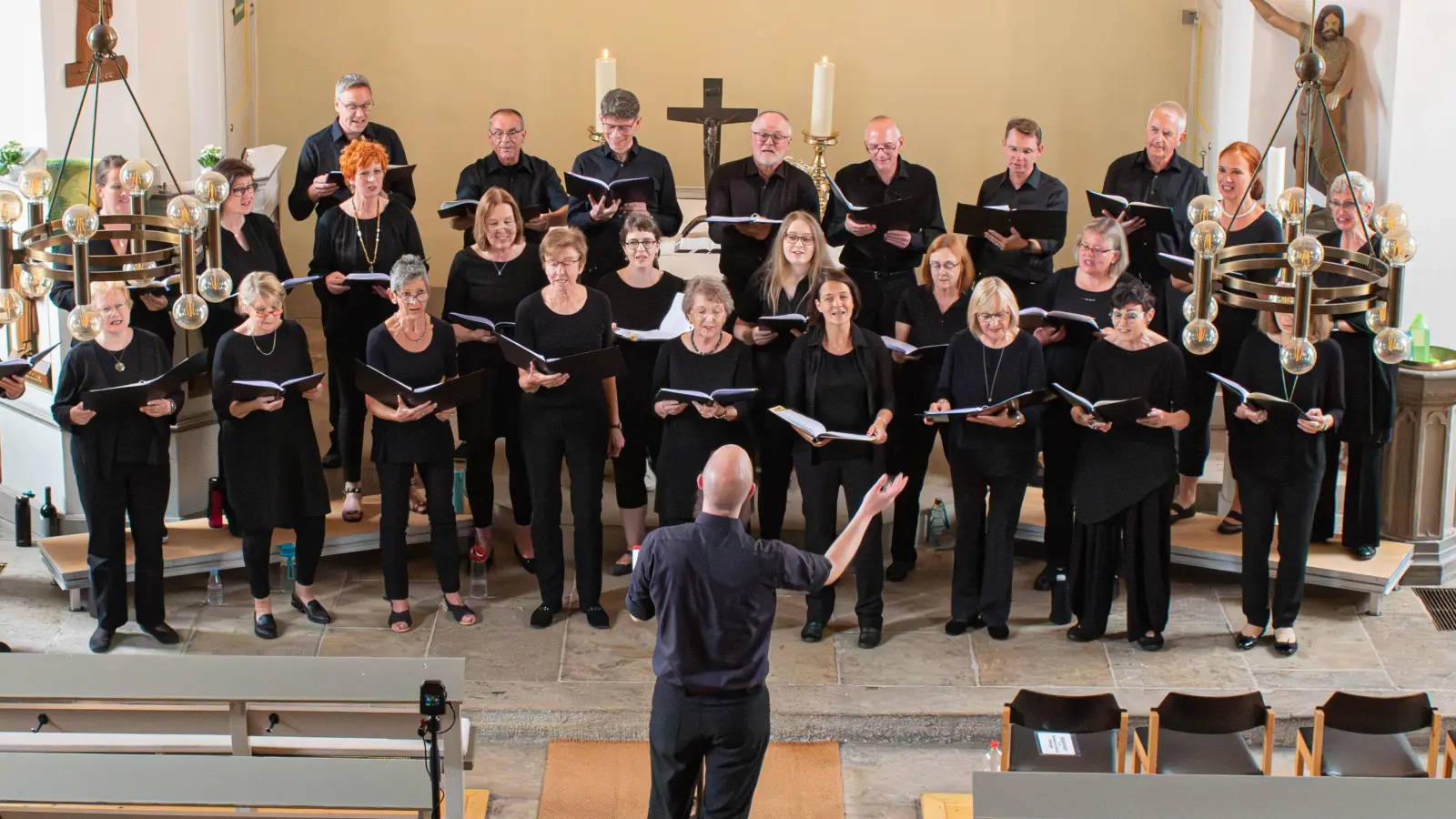 In der Petruskirche Steinhude: Der Kammerchor Schloß Ricklingen. (Foto: privat)