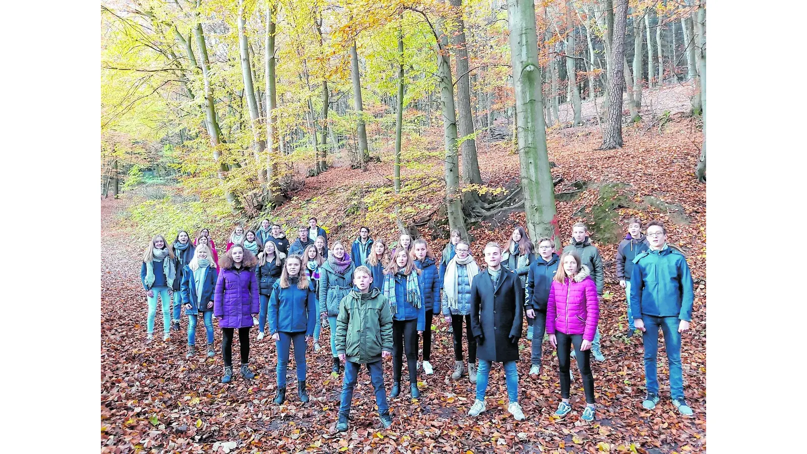 Adventliche Stimmung mit dem Schaumburger Jugendchor (Foto: tr)