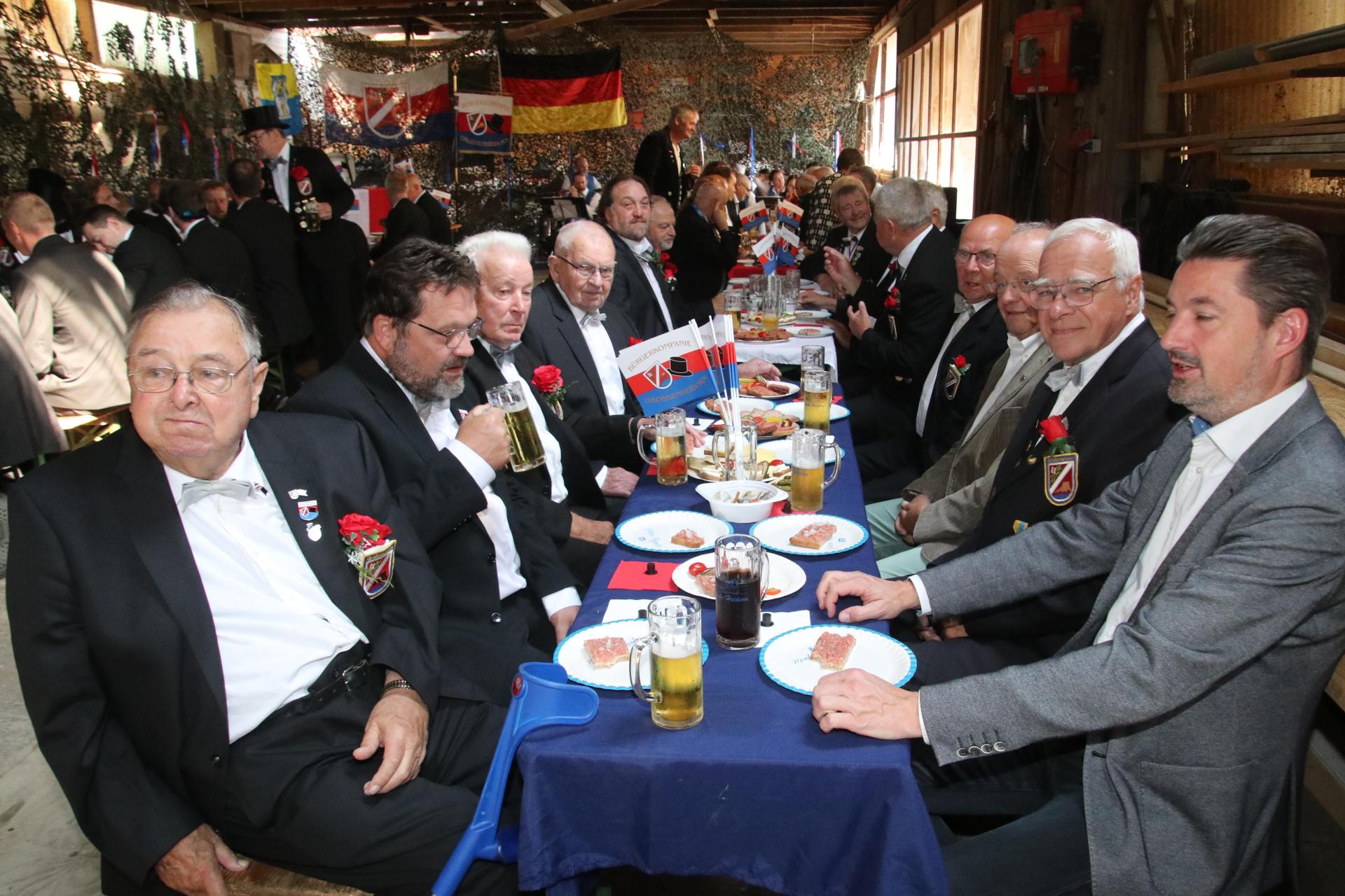 Impressionen vom Schützenfest Großenheidorn. (Foto: gi)