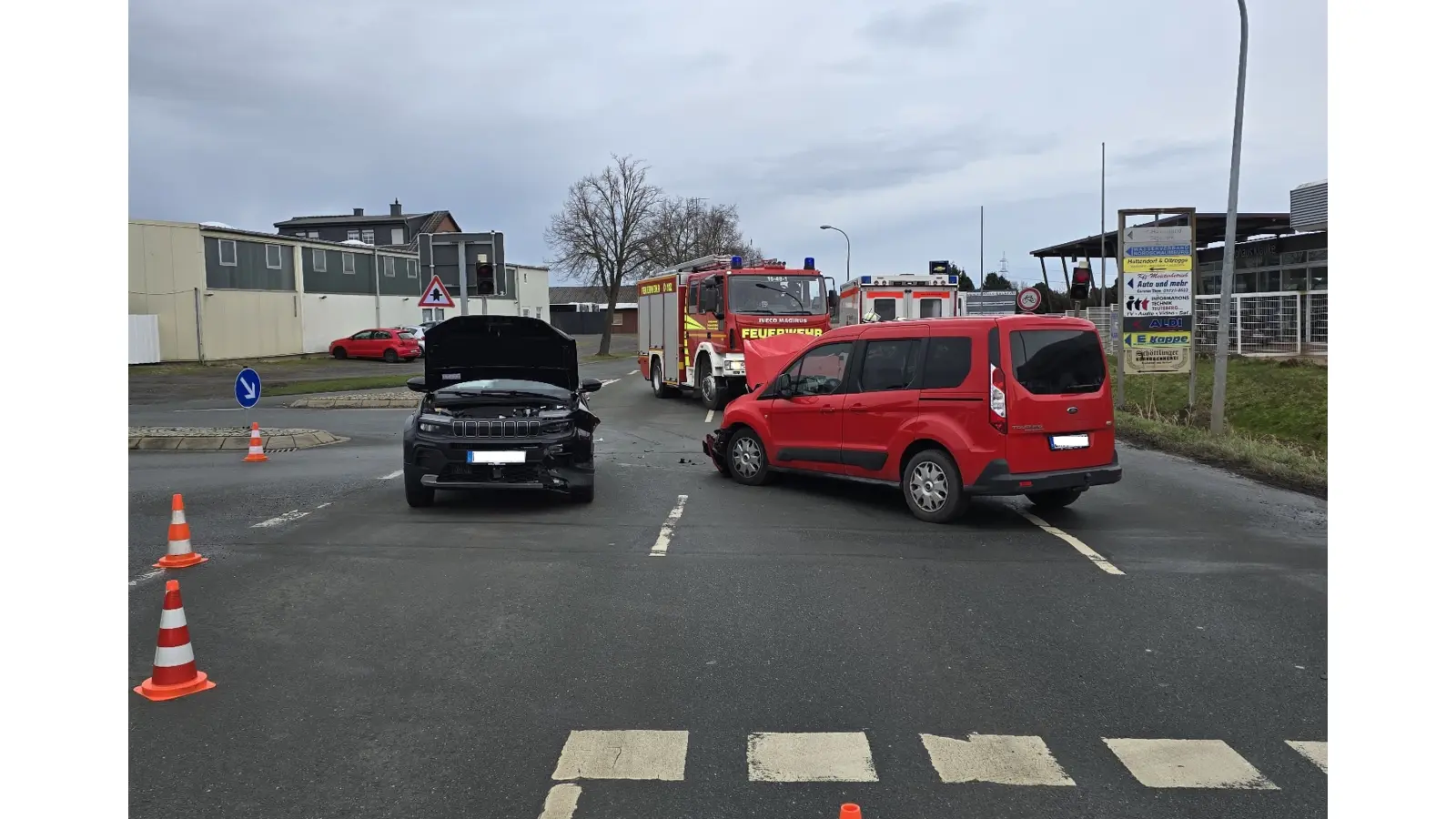 Die Feuerwehr Lindhorst musste keine Insassen mehr befreien. (Foto: ds)