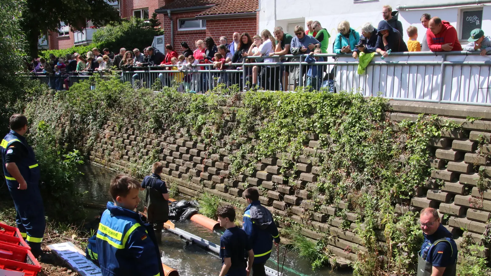 Entenrennen in Wunstorf. (Foto: gi)