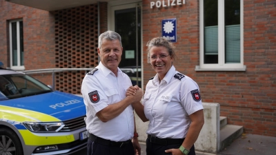 Amtswechsel im Polizeikommissariat Wunstorf: Thomas Broich geht und Britta Schwarz folgt ihm nach. (Foto: privat)