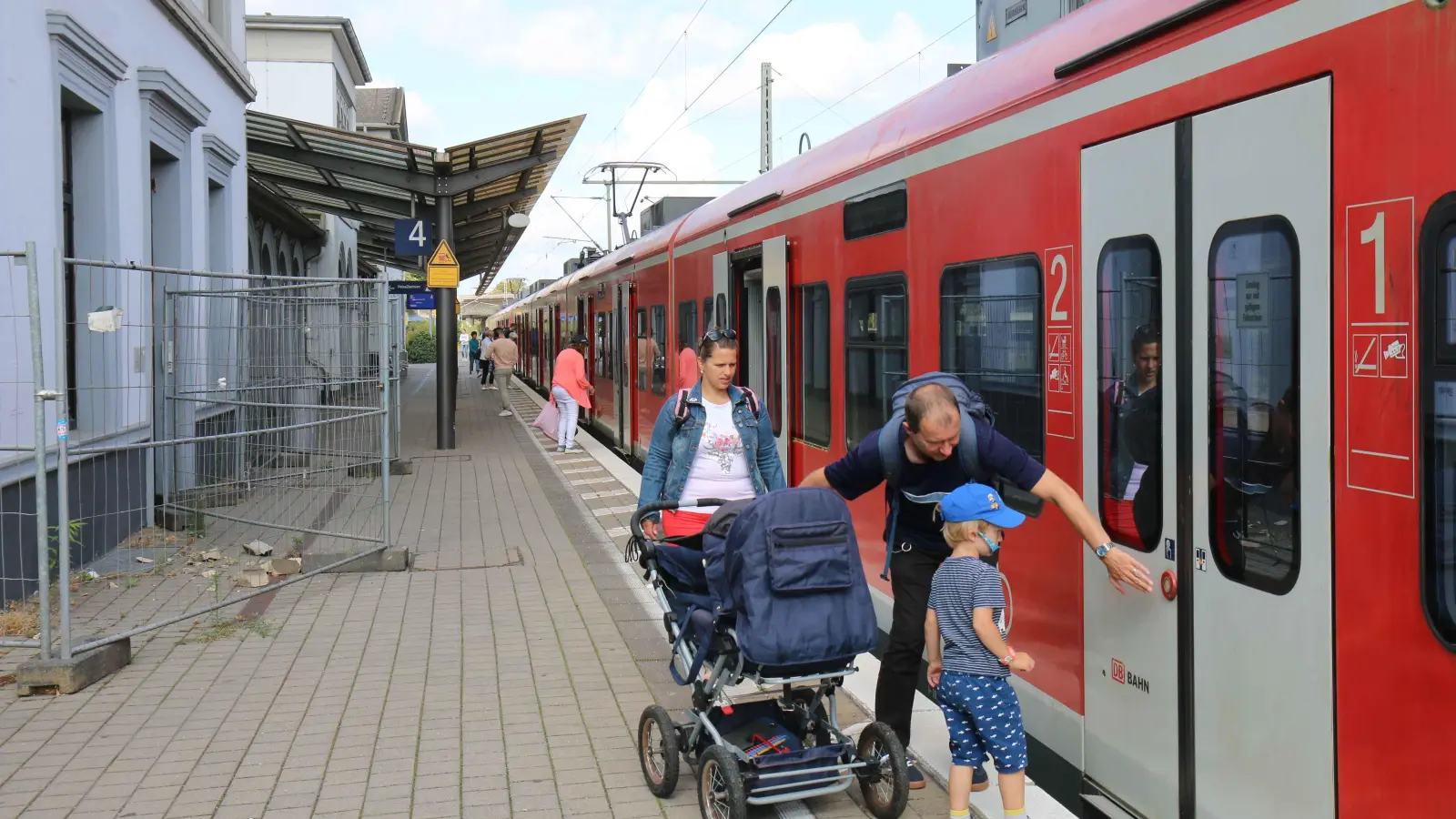 Bedeutender Verkehrsknotenpunkt mit viel Geschichte: Der Bahnhof Wunstorf. (Foto: tau)