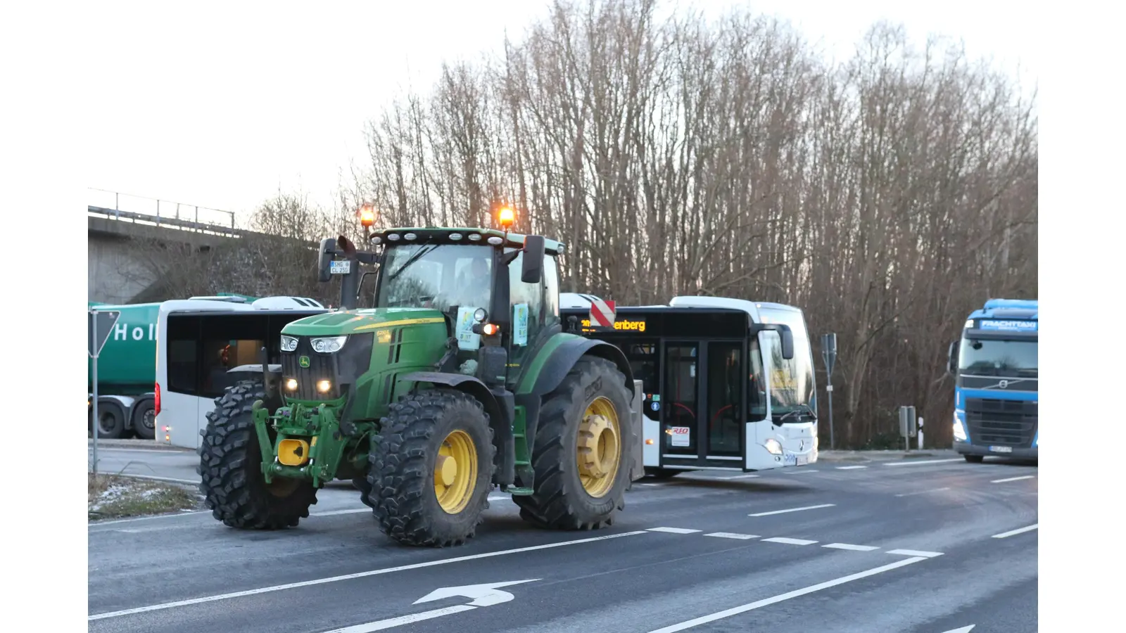 Die Bauern in Schaumburg starten in den Morgenstunden ihre Protestaktionen. (Foto: bb)