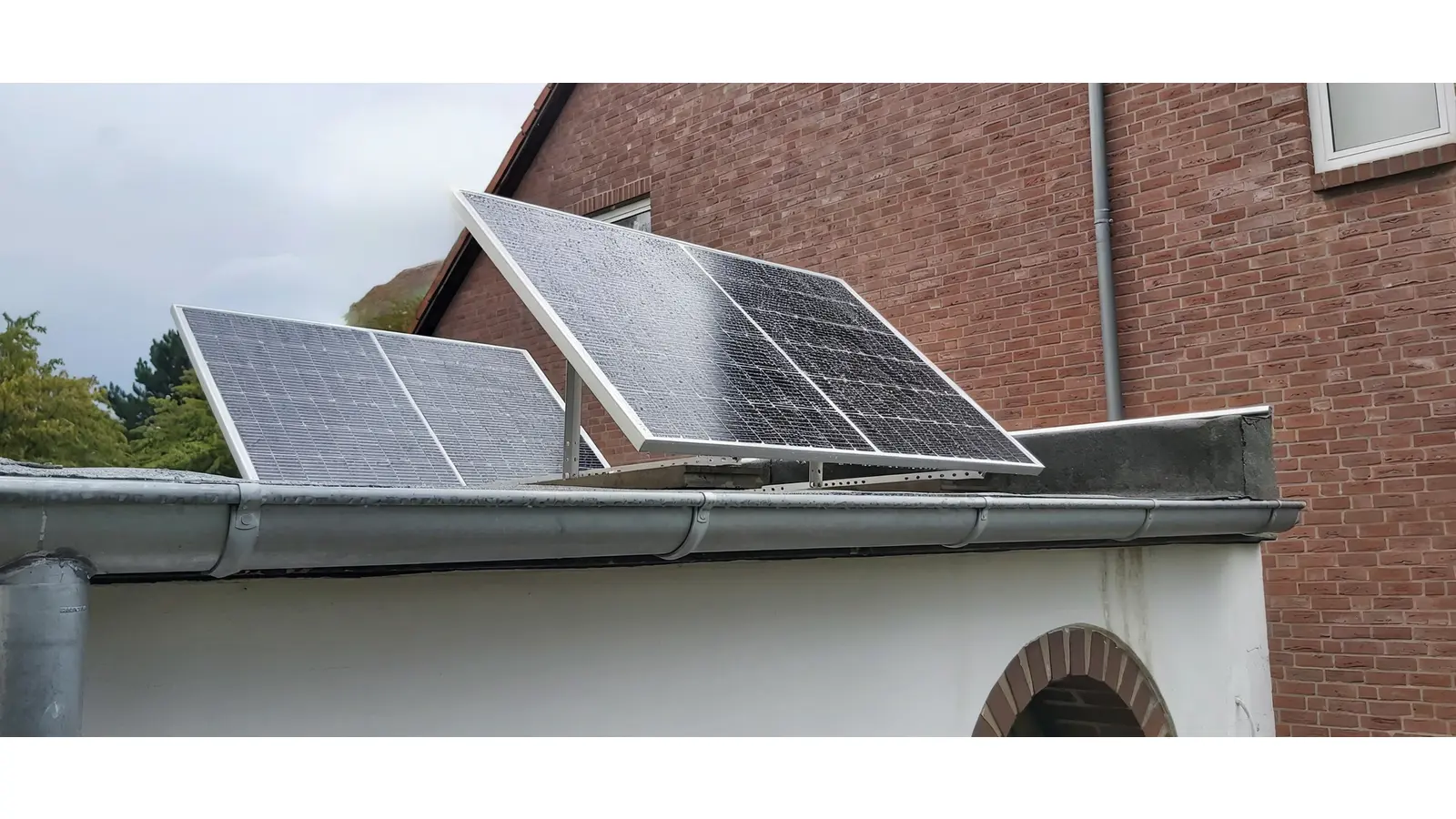 Die Steckersolargeräte finden zunehmend Interessenten. (Foto: gk)