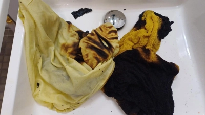 Eine Bewohnerin hatte Waschlappen und Kissen in einer Mikrowelle erhitzt. (Foto: Feuerwehr Barsinghausen)