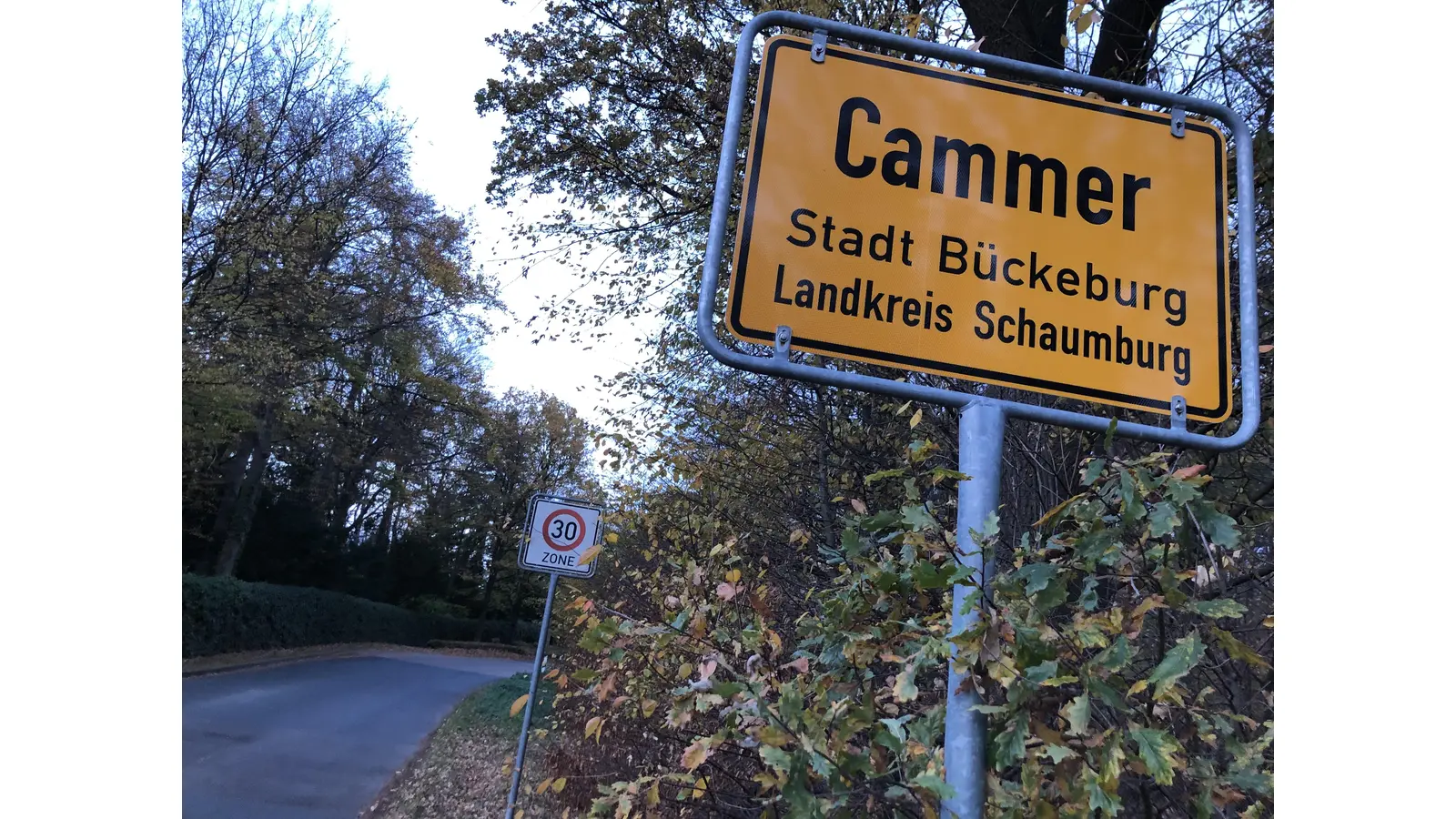 Endlich wurde ein Standort für das neue Feuerwehrgerätehaus in Cammer gefunden. Nun kann es an die konkreten Planungen gehen. (Foto: nh)