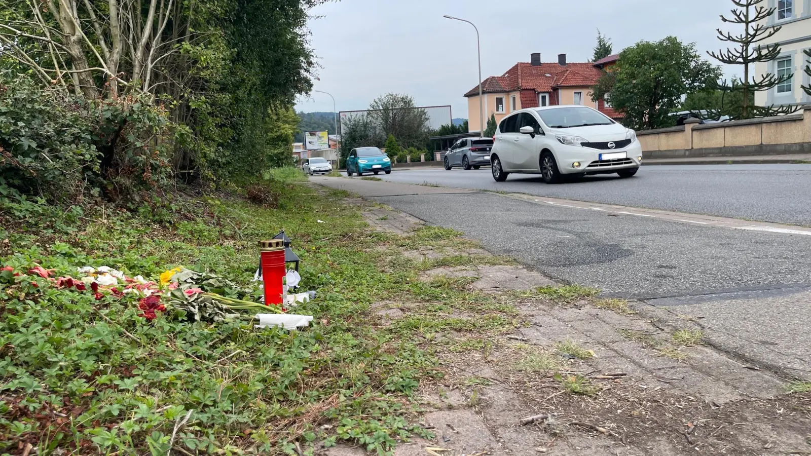 Die Unfallstelle liegt an der vielbefahrenden Bundesstraße 238. (Foto: nd)