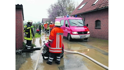 Feuerwehren sind beim Unwetter gefordert (Foto: jl)