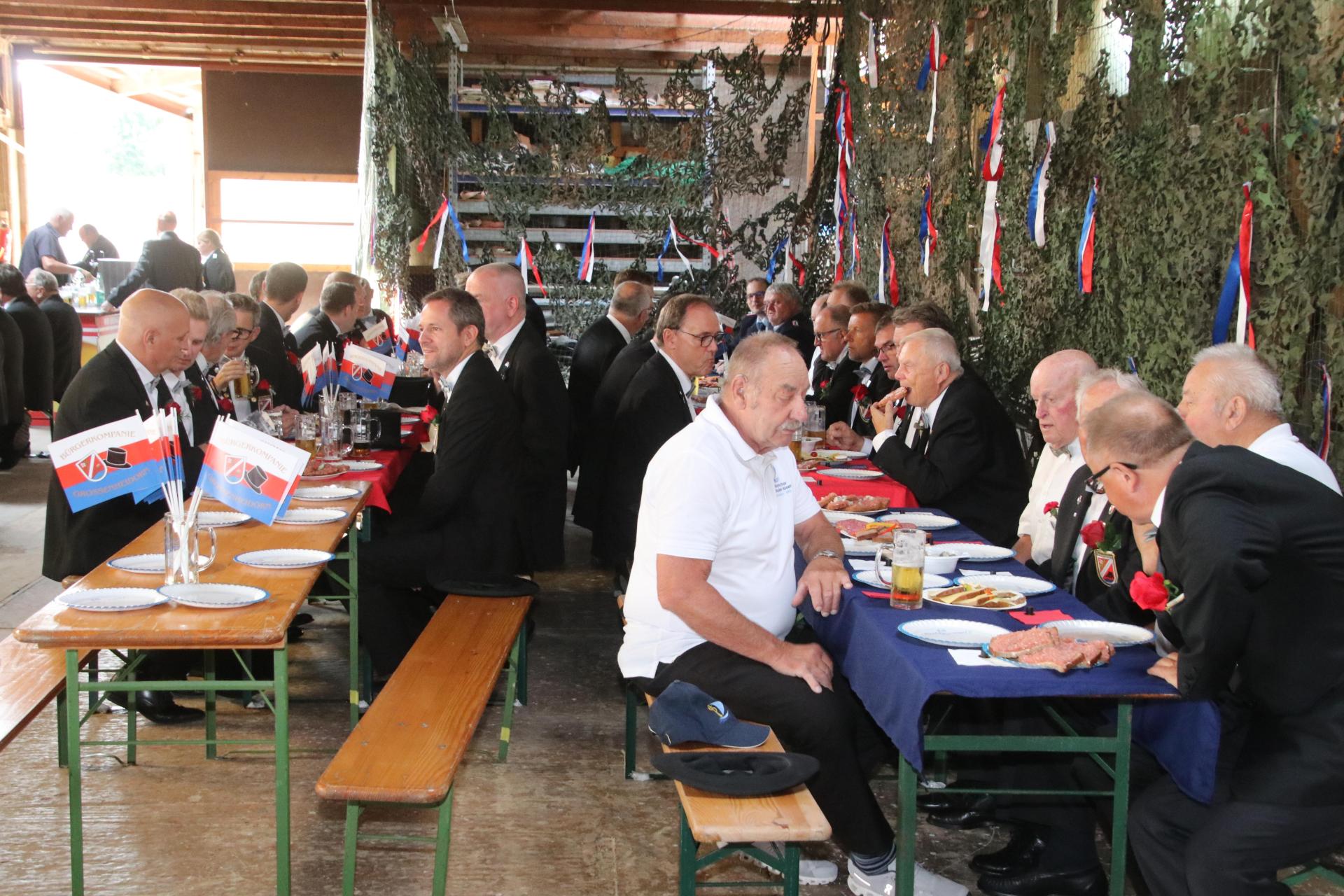 Impressionen vom Schützenfest Großenheidorn. (Foto: gi)