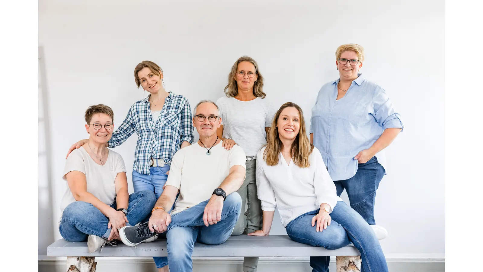 Claudia Sonntag, Michèle Ramroth, Kai Caton, Susanne Buchmeier, Sandra Bornemann und Kerstin Oldenburg sind das Tema von „physio4”. (Foto: privat)